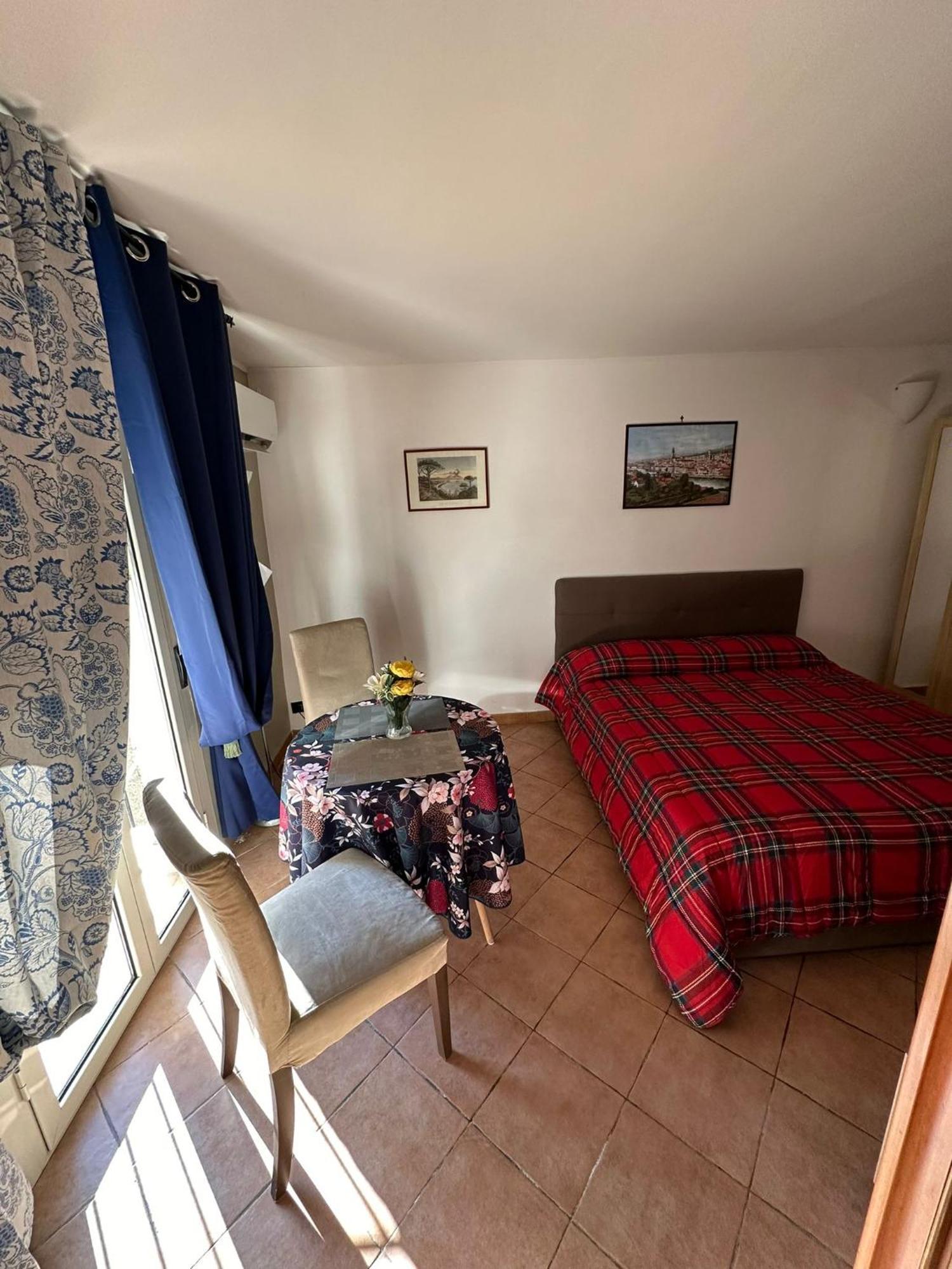 Maison Romantique Naples Luaran gambar