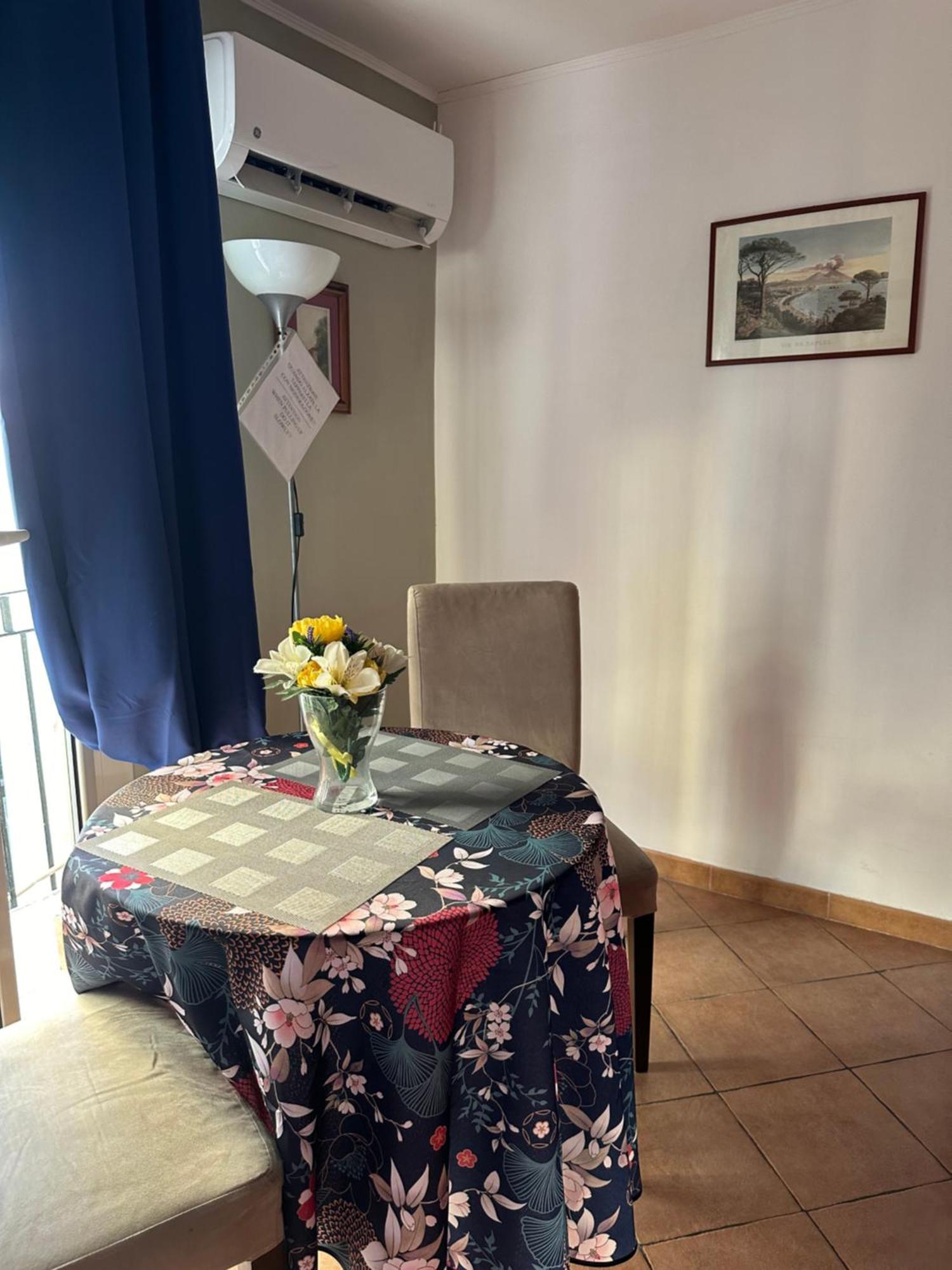 Maison Romantique Naples Luaran gambar